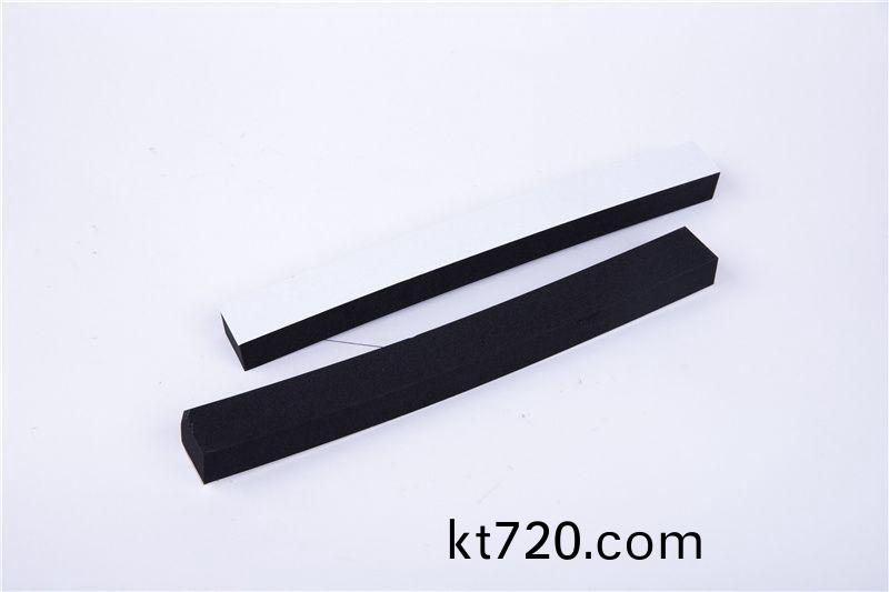 CR減震保(bao)溫條(tiao)