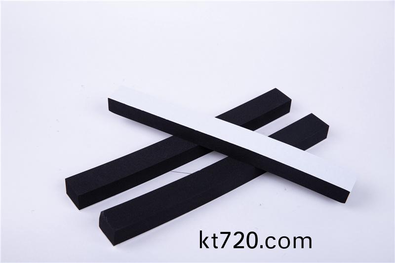 CR減(jian)震保(bao)溫條