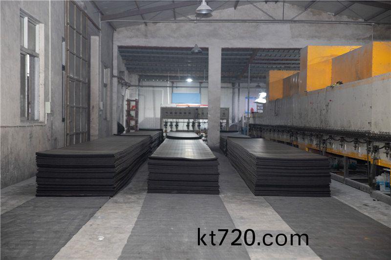 車(che)間(jian)展(zhan)示(shi)